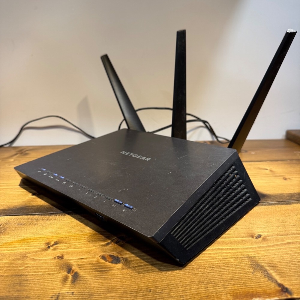 Netgear Nighthawk‎ R7000 AC1900 Smart WiFi Dual Band Gigabit Router Black